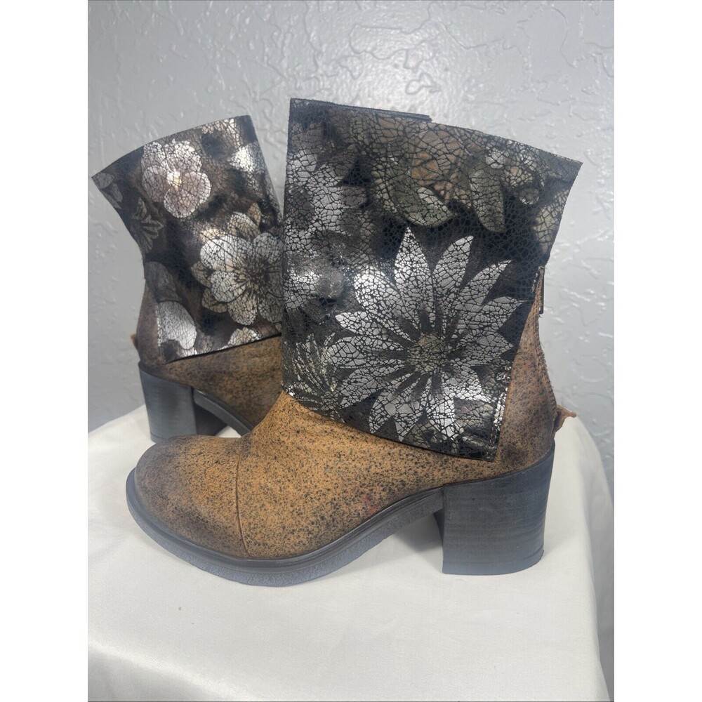 Papucei Pintura Leather Women Boots EUR 36 US 5.5 Floral Upper Zip Back